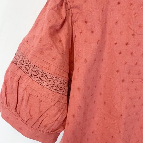 NWOT Universal Thread Puff Sleeve Lace Detail Top - Picture 7 of 10